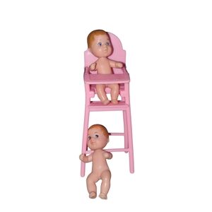 Vintage 1970s Mattel doll high chair And Babies